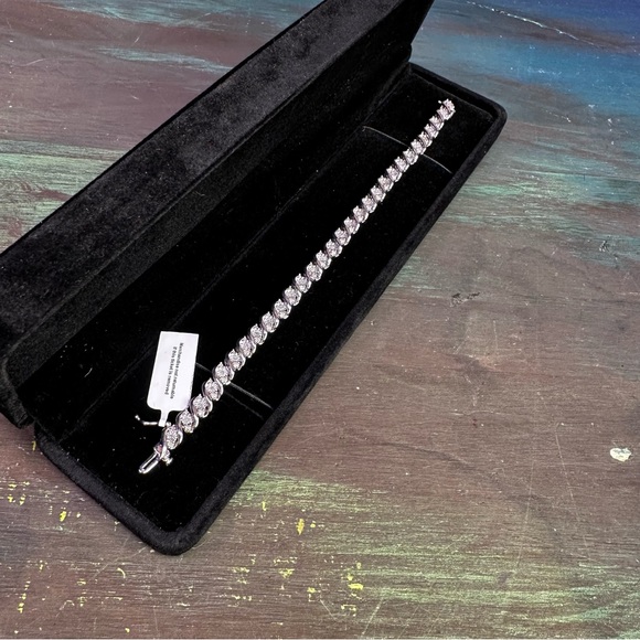 1 Carat 3 Stone Timeless Elegant Diamond‎ Tennis Bracelet in Sterling Silver NWT - Picture 1 of 8